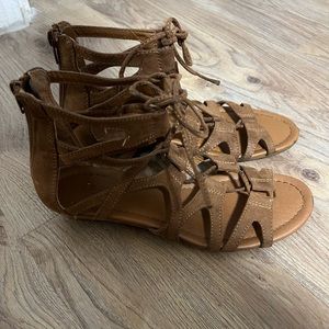 Crown Vintage Gladiator Sandals. Size 7 women